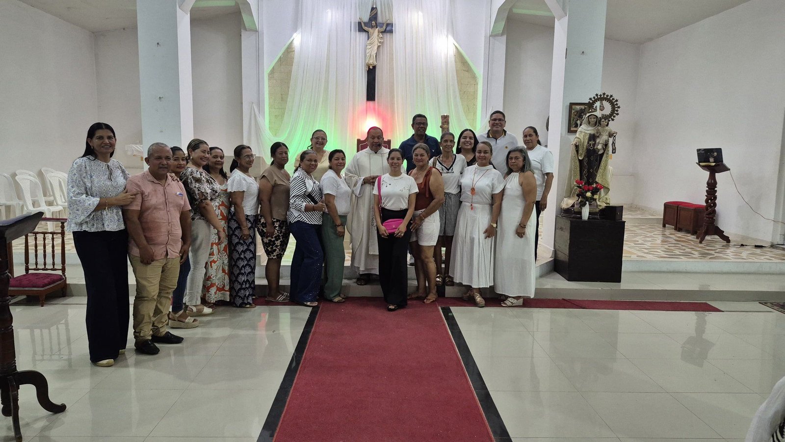 Con Eucaristía Celebramos el Día del Maestro en la Parroquia San Martín de Astrea